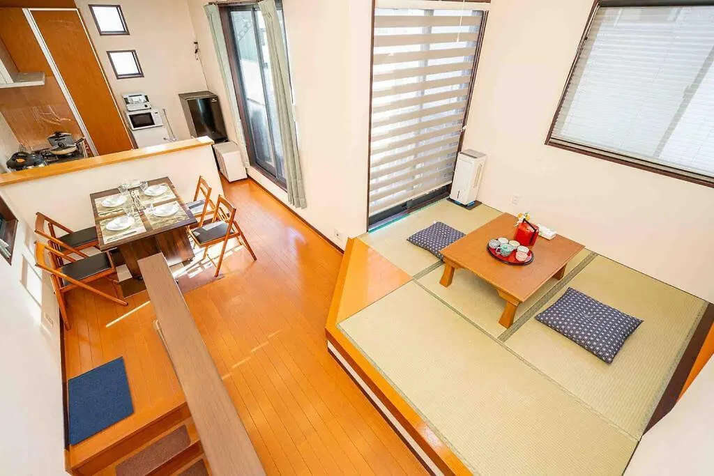 Sky Tree Stay Hotel 京成曳舟駅から徒歩4分,スーパーの隣,駐車場付き戸建,非常に便利な場所 Tokyo Apartment