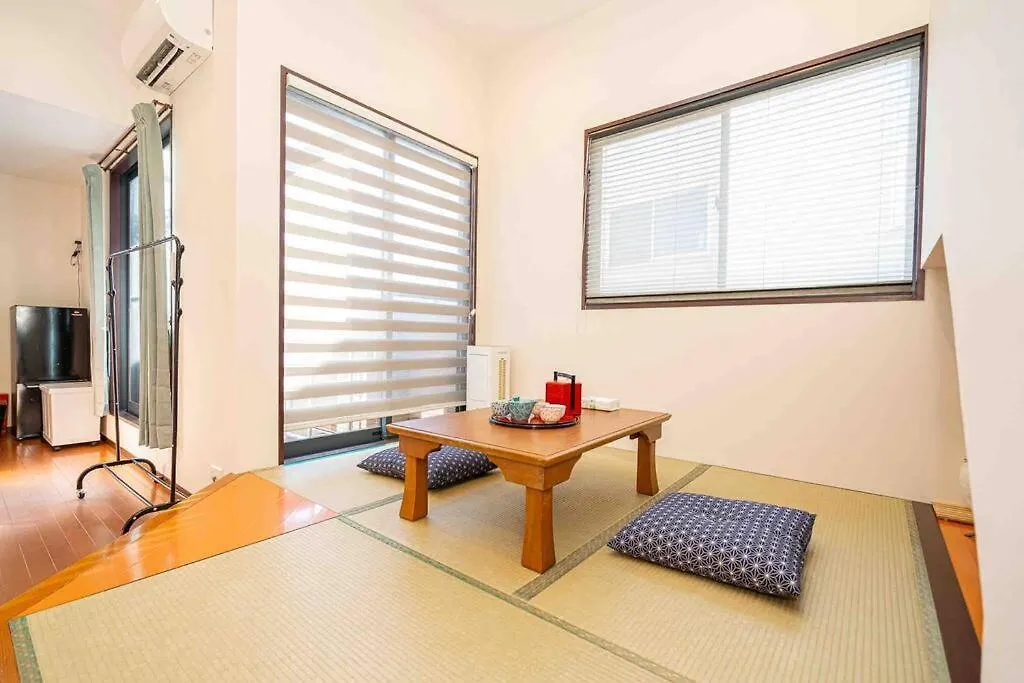 Apartment Sky Tree Stay Hotel 京成曳舟駅から徒歩4分,スーパーの隣,駐車場付き戸建,非常に便利な場所 Tokyo